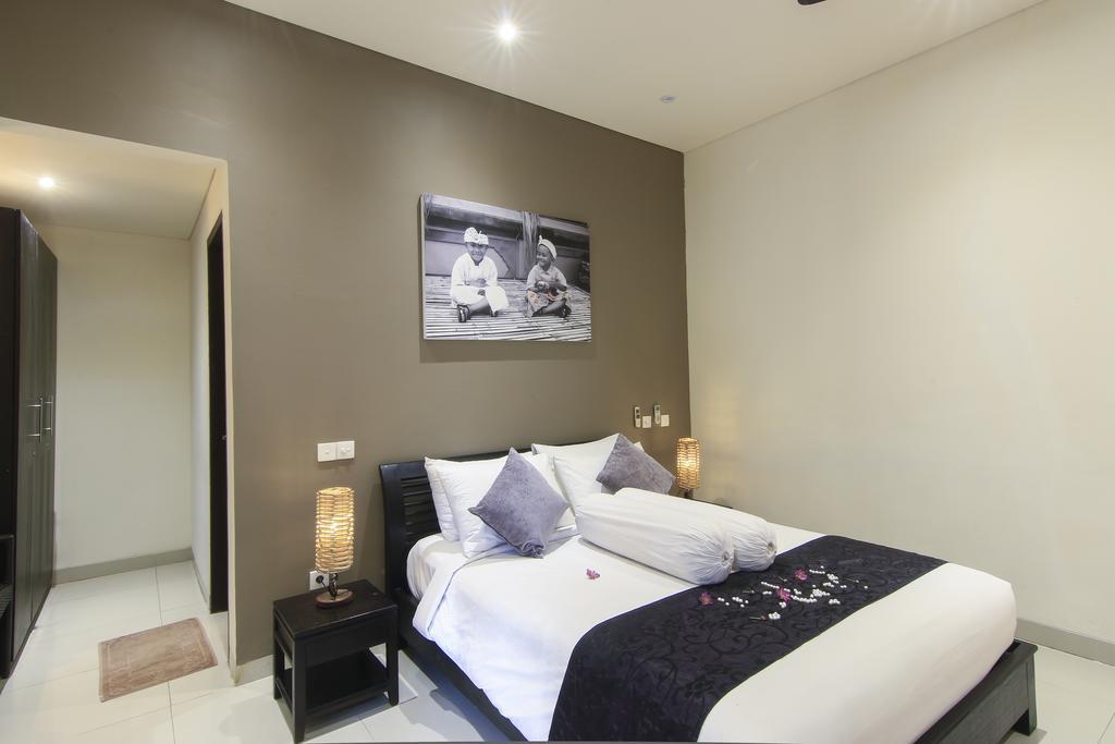 Gili Pearl Three Bedroom Villa กีลีตราวางัน ภายนอก รูปภาพ