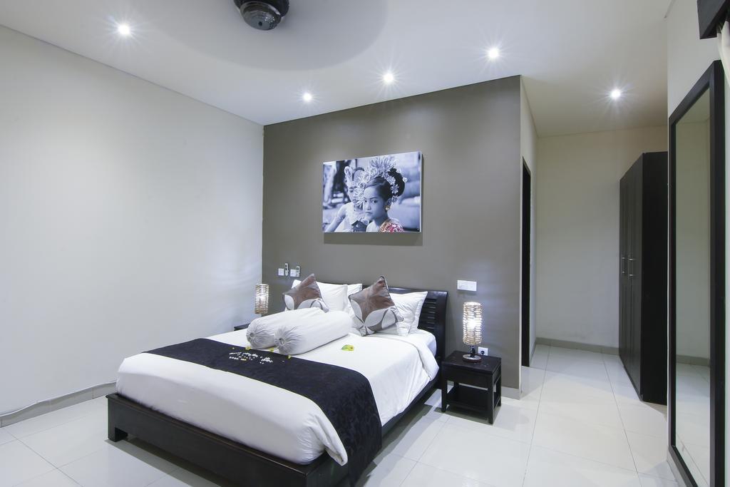 Gili Pearl Three Bedroom Villa กีลีตราวางัน ภายนอก รูปภาพ