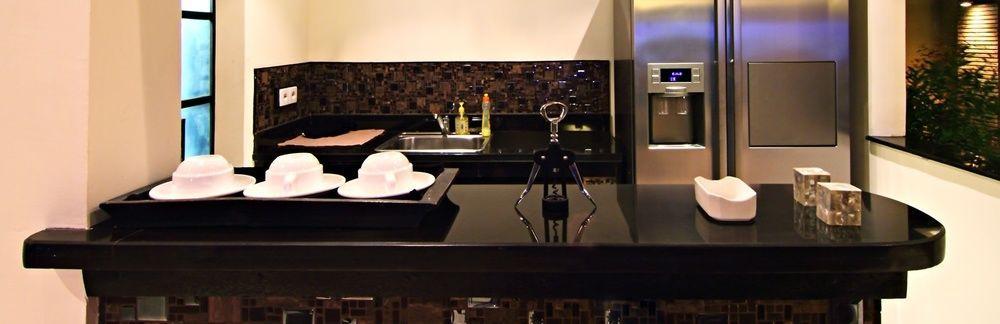 Gili Pearl Three Bedroom Villa กีลีตราวางัน ภายนอก รูปภาพ