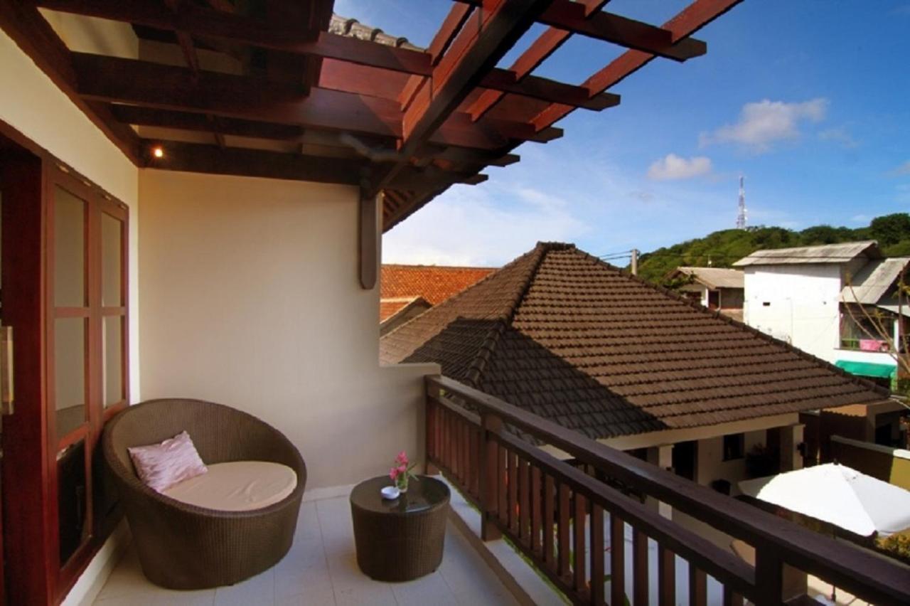 Gili Pearl Three Bedroom Villa กีลีตราวางัน ภายนอก รูปภาพ